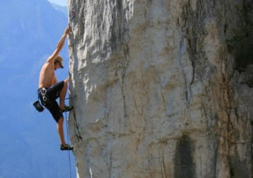 ALPINE CLIMBING ACADEMY