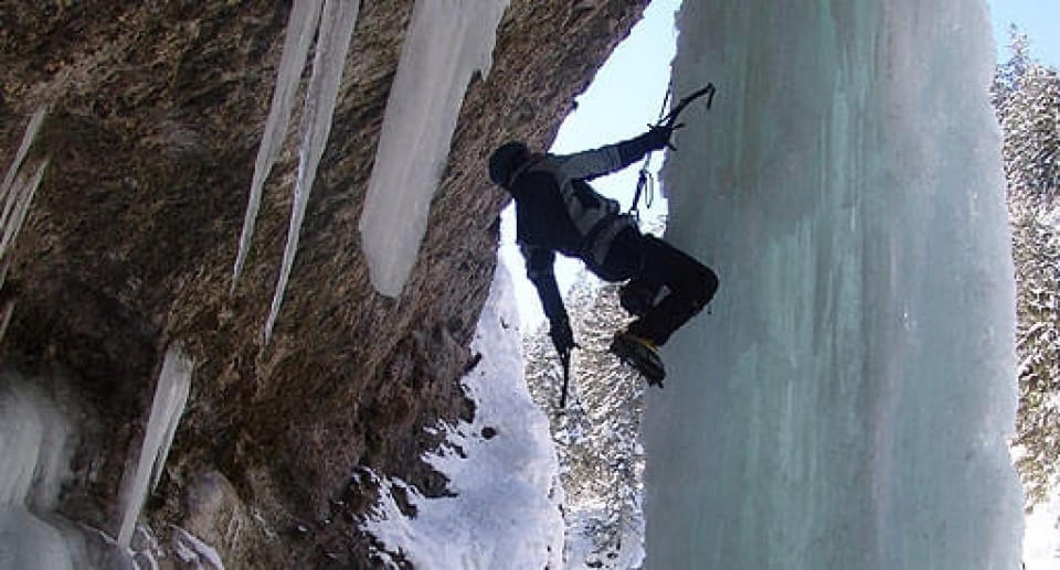 1-Tag-Eisfallklettern-fuer-Fortgeschrittene 1-Tag-Eisfallklettern-fuer-Fortgeschrittene